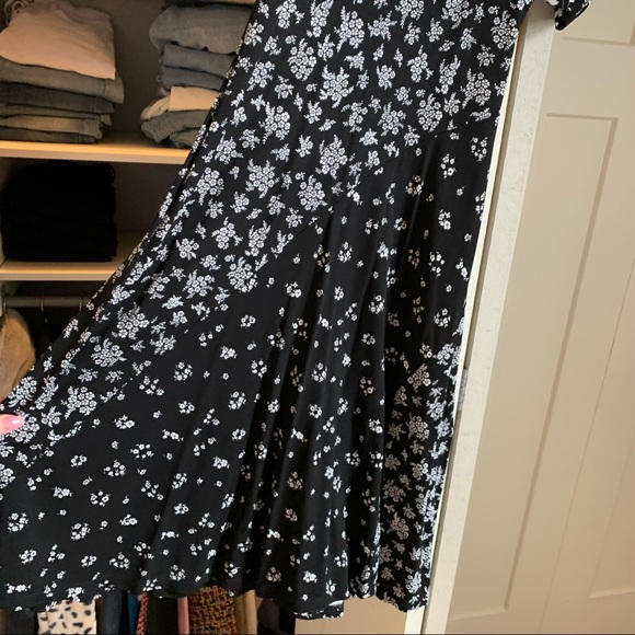 Michael Kors 3D Floral Sequined Dress - Picture 8 of 10